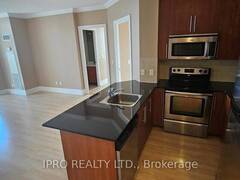 2309 - 330 BURNHAMTHORPE ROAD W Mississauga Ontario, L5B 0E1