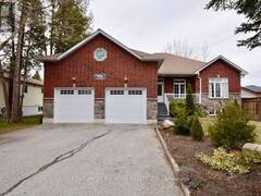 1738 WINGROVE AVENUE Innisfil Ontario, L9S 1S4