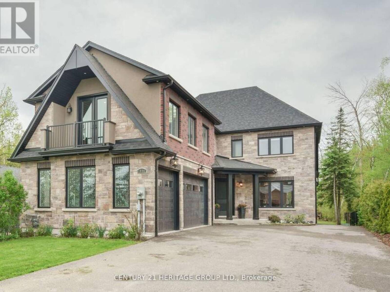 1894 SIMCOE BOULEVARD, Innisfil, Ontario L9S 4N4