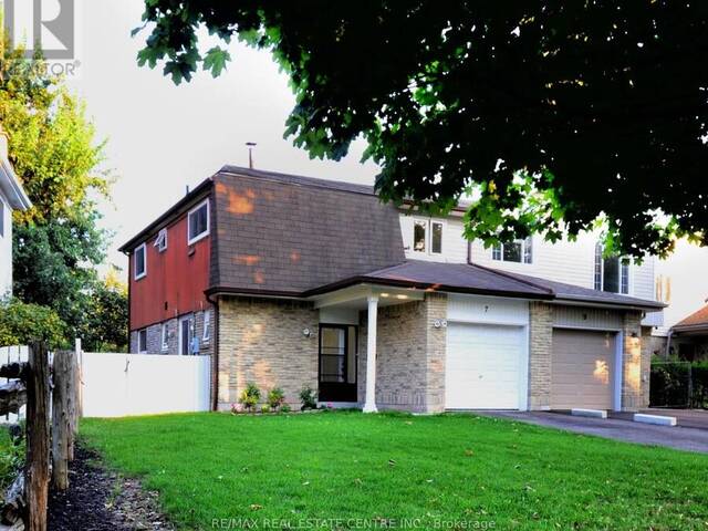 7 LACEWOOD CRESCENT Brampton Ontario, L6S 3K3