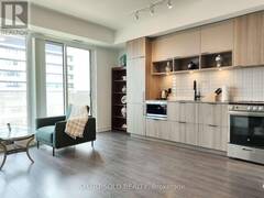 905 - 60 TANNERY ROAD Toronto Ontario, M5A 0S8