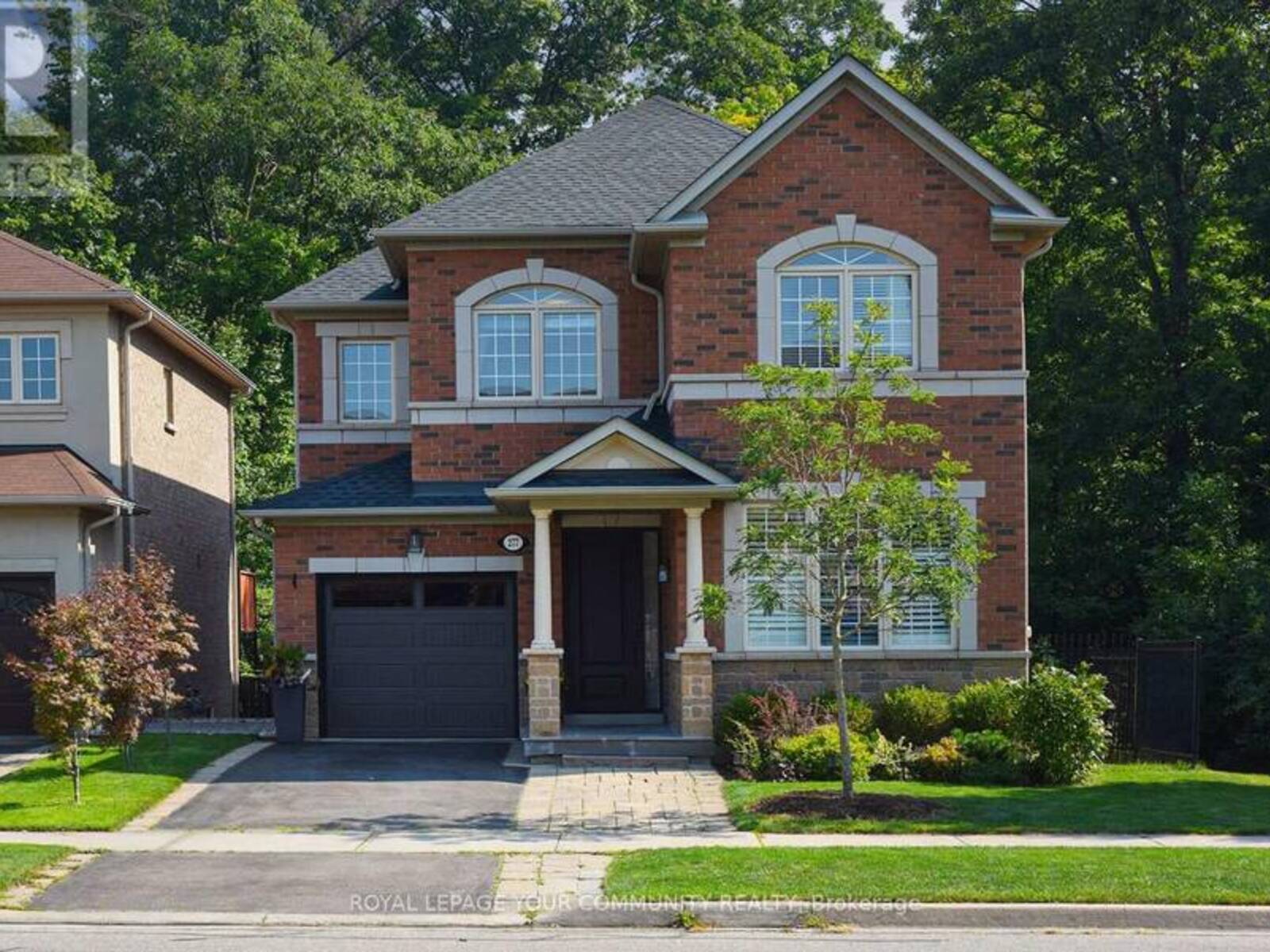 277 CREEK PATH AVENUE, Oakville, Ontario L6L 6T8