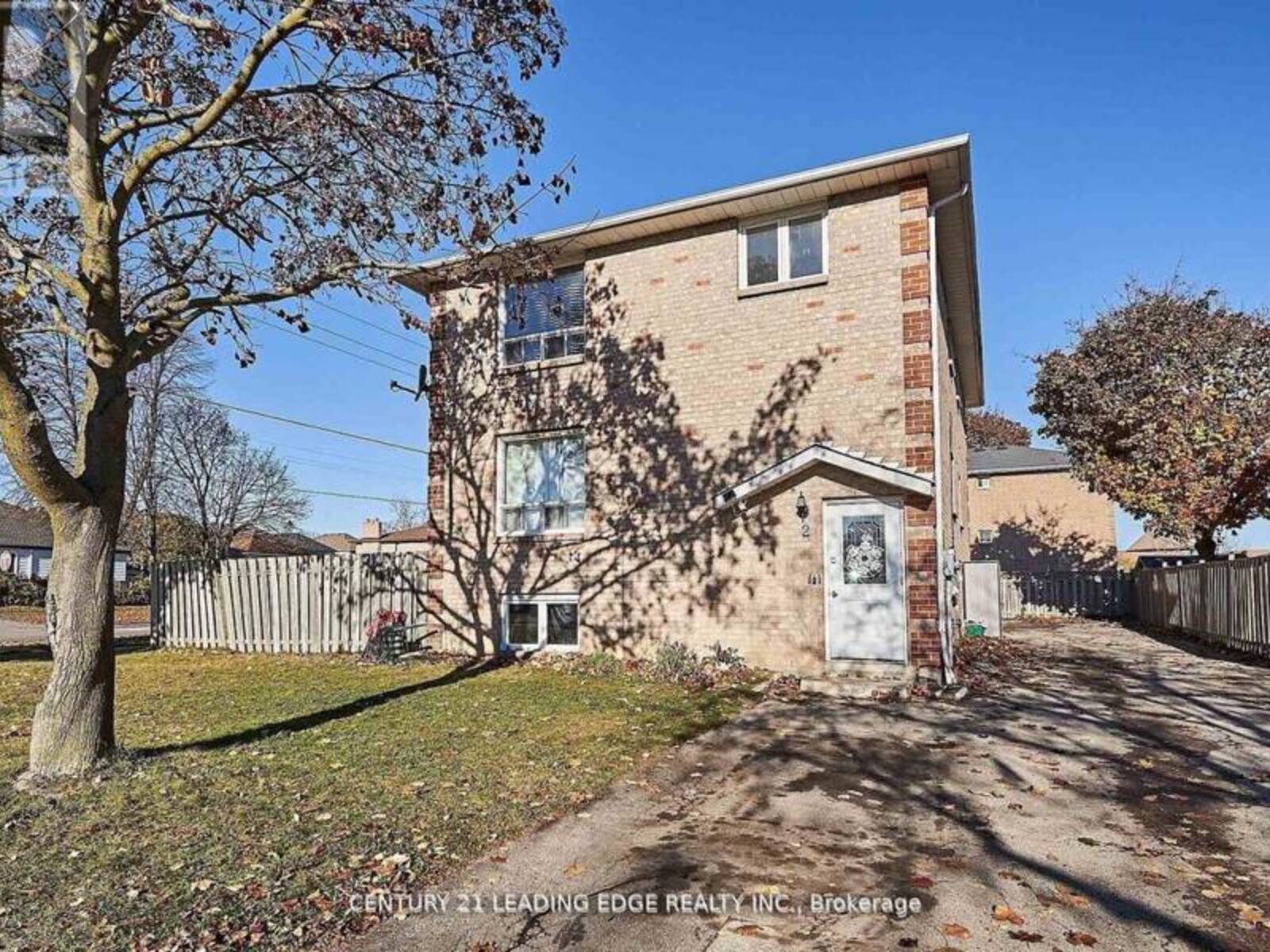 2 KINGSWAY GATE, Clarington, Ontario N8M 3C2