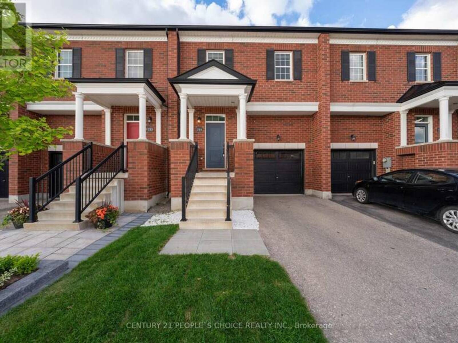 735 BANKS CRESCENT, Milton, Ontario L9T 9A4