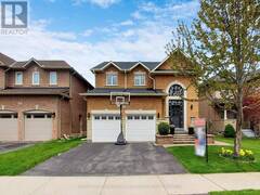 2211 STRATUS DRIVE Oakville Ontario, L6M 4W5