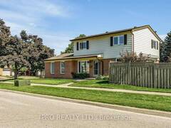 30 RIDLER COURT Brampton Ontario, L6X 2R1