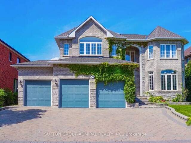 112 CRESTWOOD ROAD Vaughan Ontario, L4J 1A6