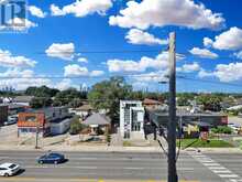 405 - 1195 THE QUEENSWAY | Toronto Ontario | Slide Image Twenty-seven