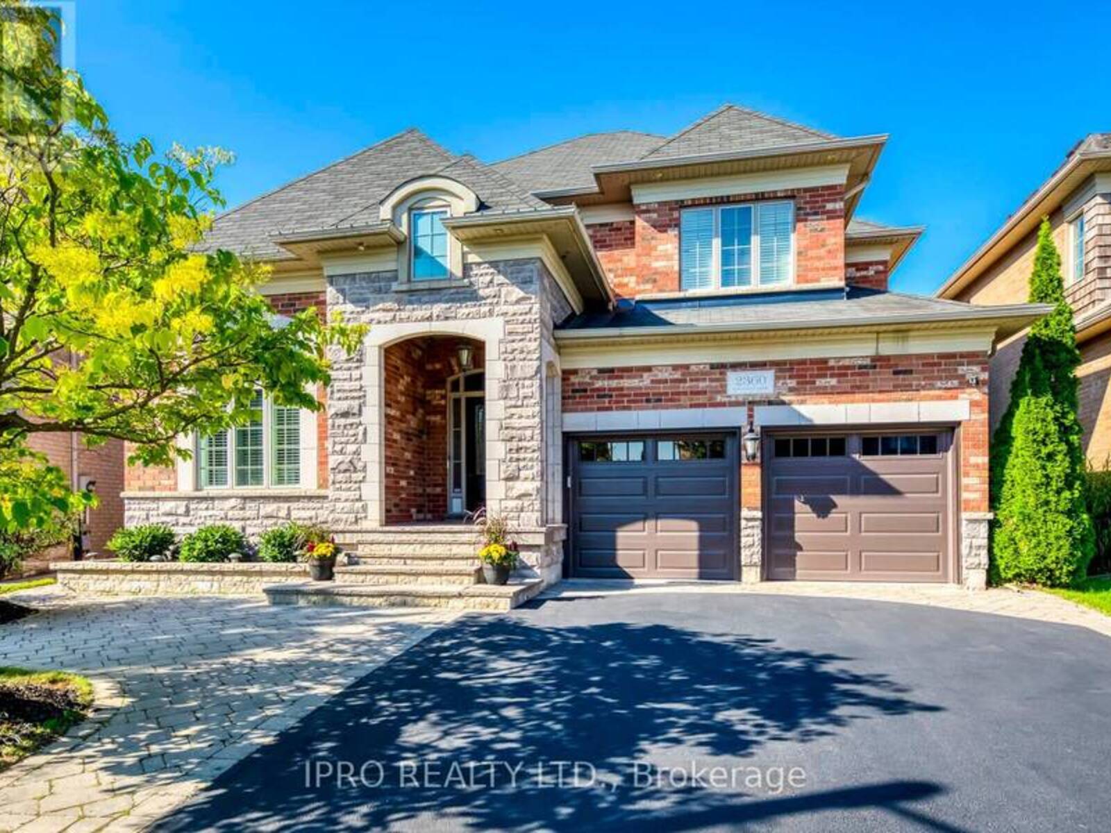 2360 LYNDHURST DRIVE, Oakville, Ontario L6H 7V7