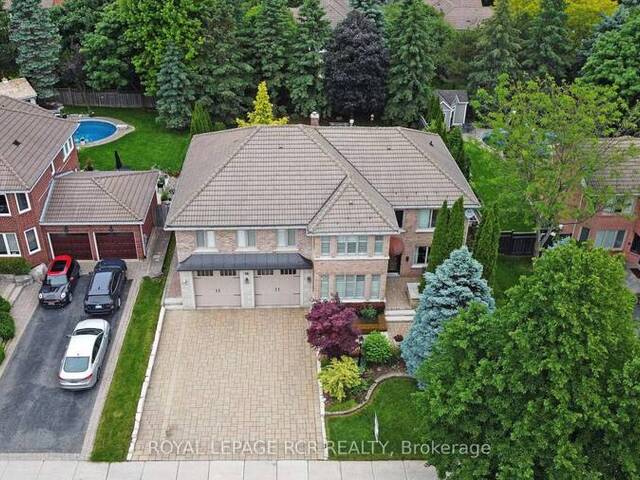 14 WETHERSFIELD COURT Aurora Ontario, L4G 5L9