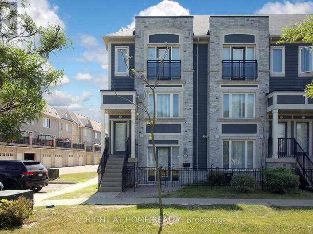 35 - 60 FAIRWOOD CIRCLE S Brampton Ontario, L6R 0Y6