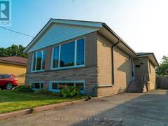 64 MILFORD HAVEN DRIVE Toronto Ontario, M1G 3C8