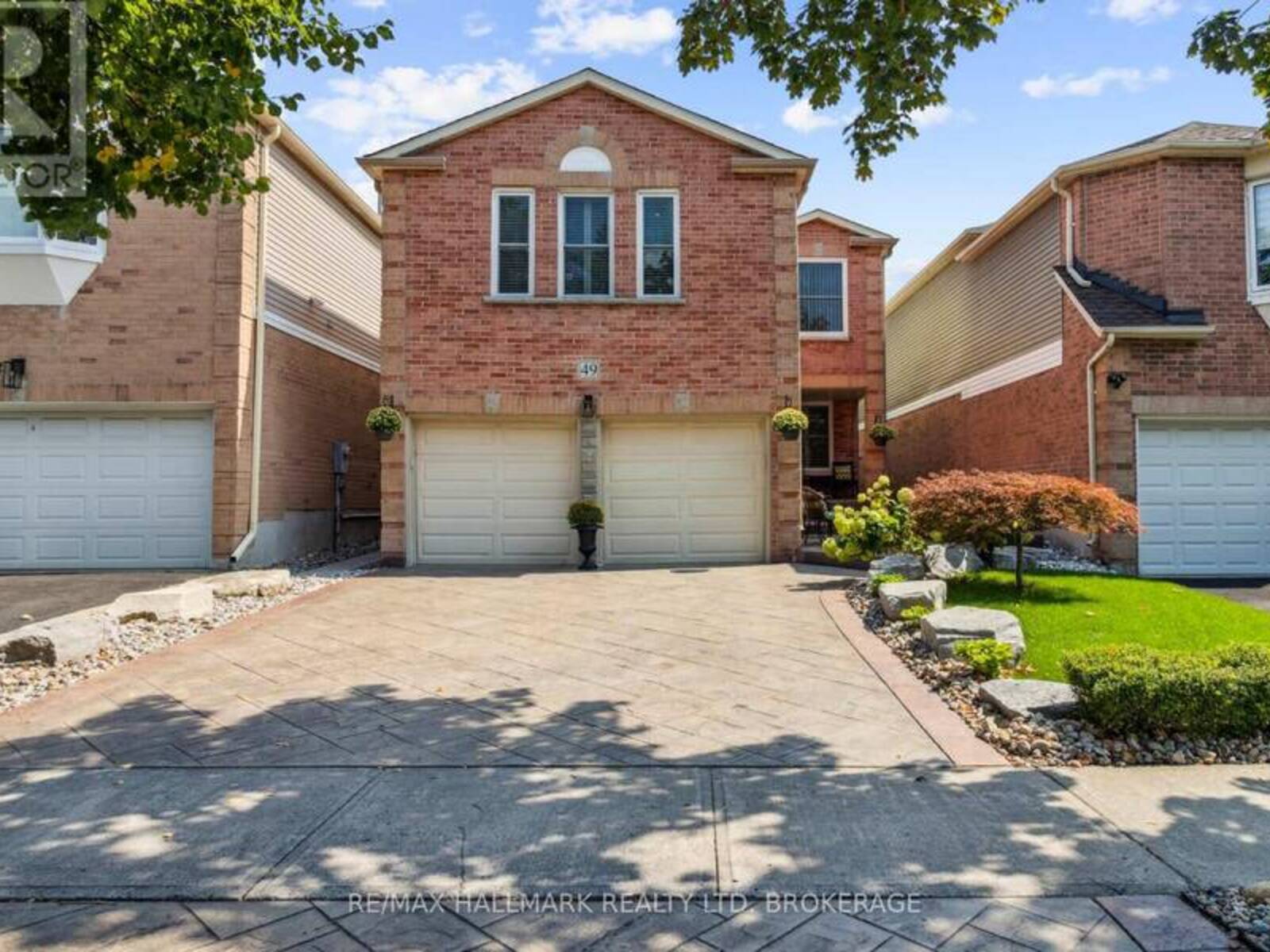 49 CARL TENNEN STREET, Vaughan, Ontario L4J 7B8