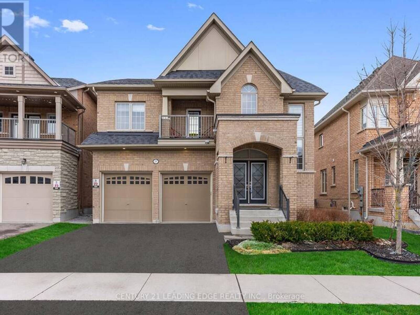 2397 DRESS CIRCLE CRESCENT E, Oshawa, Ontario L1L 0L9