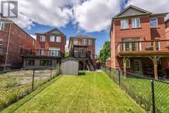 25 CRISPIN COURT | Markham Ontario | Slide Image Twenty