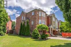 25 CRISPIN COURT | Markham Ontario | Slide Image Two