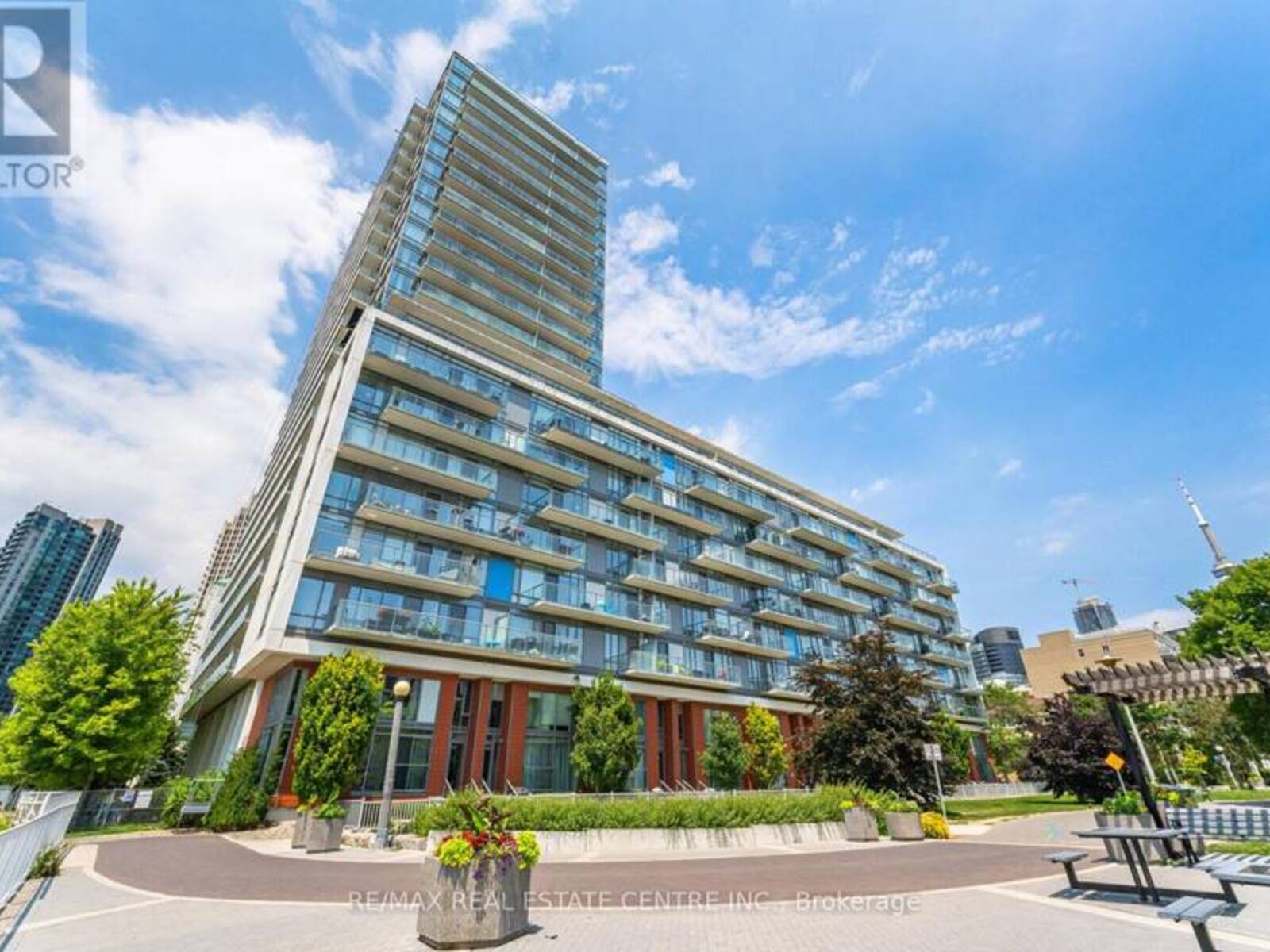 832 - 90 STADIUM ROAD, Toronto, Ontario M5V 3W5