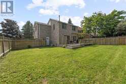 16 ROYAL AMBER CRESCENT | East Gwillimbury Ontario | Slide Image Thirty-one