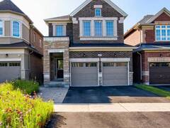 68 HOMER CRESCENT Aurora Ontario, L4G 1A6