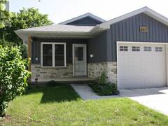 267 QUEEN STREET Strathroy-Caradoc Ontario, N7G 2J3