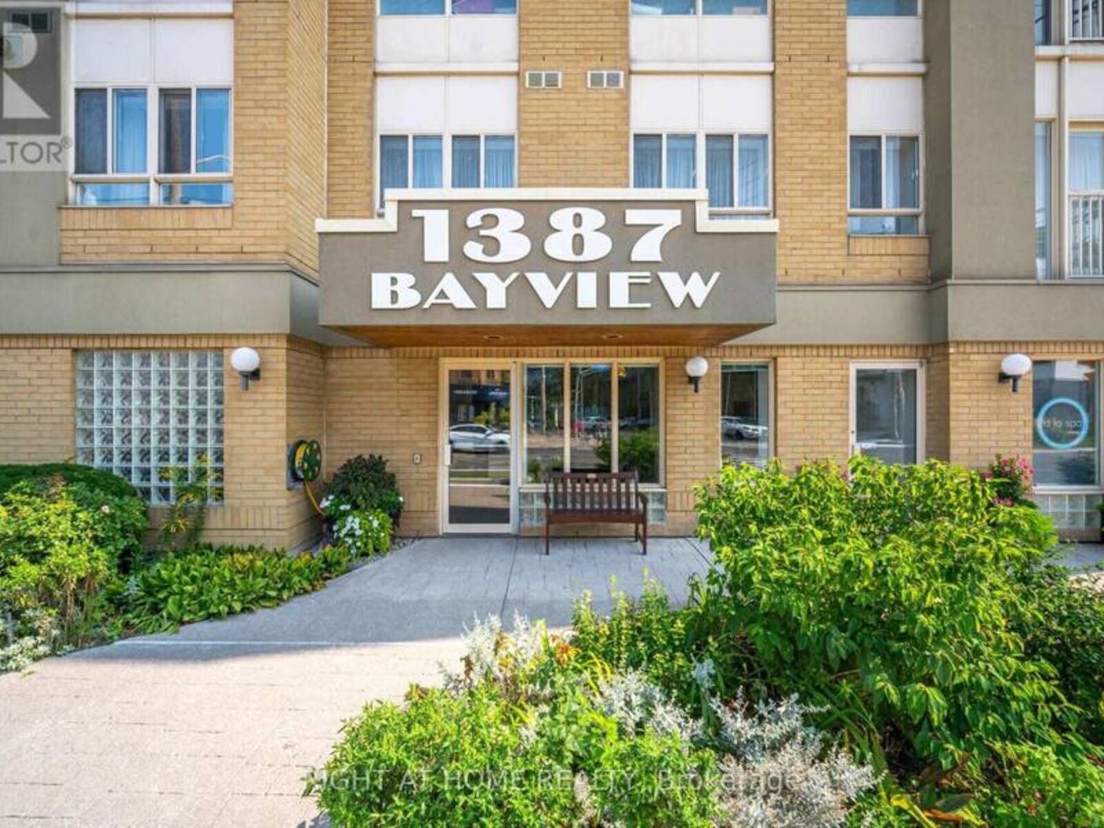 306 - 1387 BAYVIEW AVENUE, Toronto, Ontario M4G 3A5