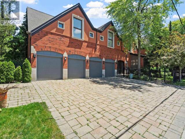 40 OLD COLONY ROAD Toronto Ontario, M2L 2K1