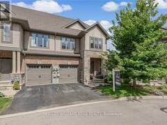 61 SOUTHSHORE CRESCENT Hamilton Ontario, L8E 0J3