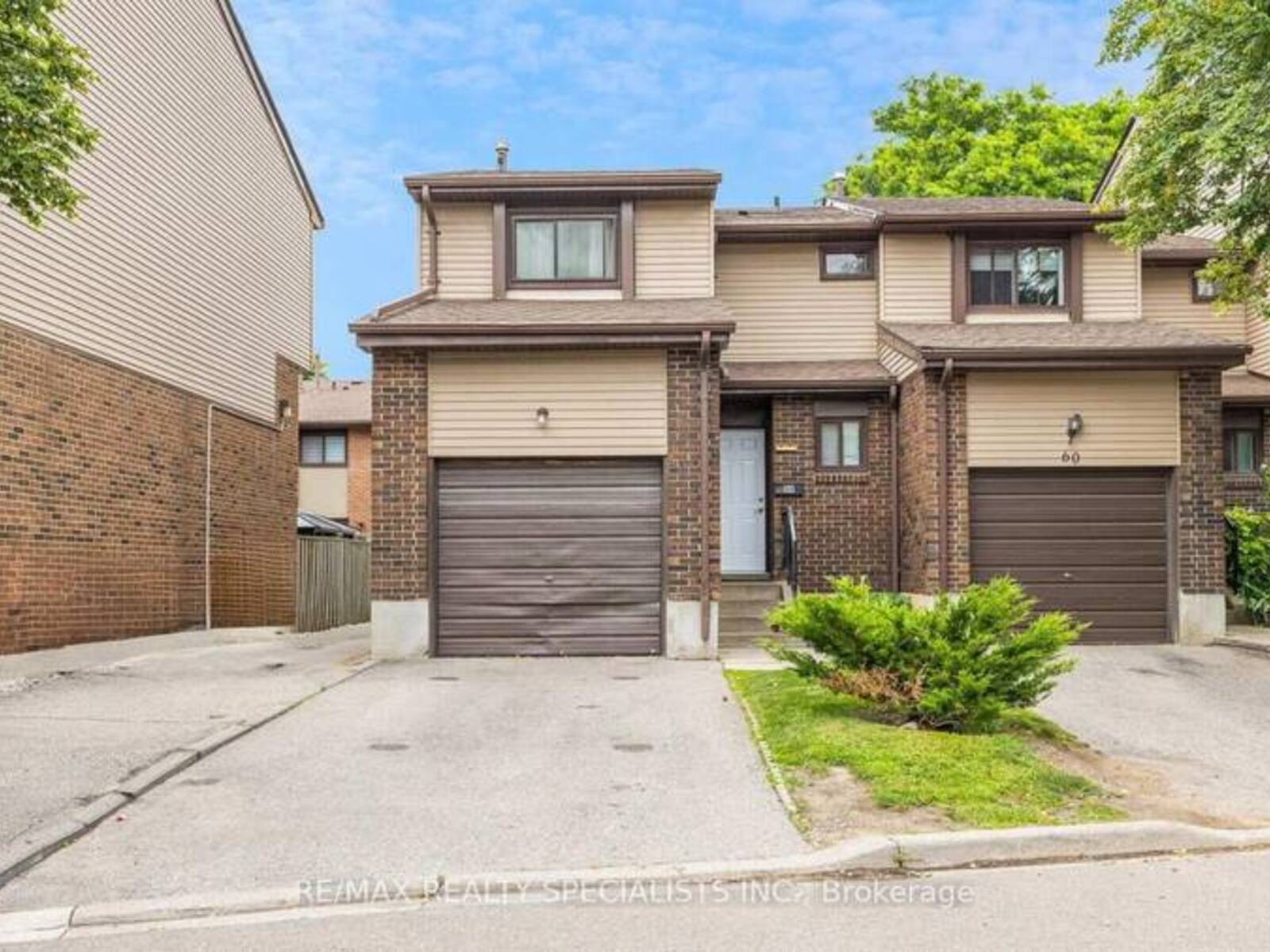 59 CARLETON PLACE, Brampton, Ontario L6T 3Z4