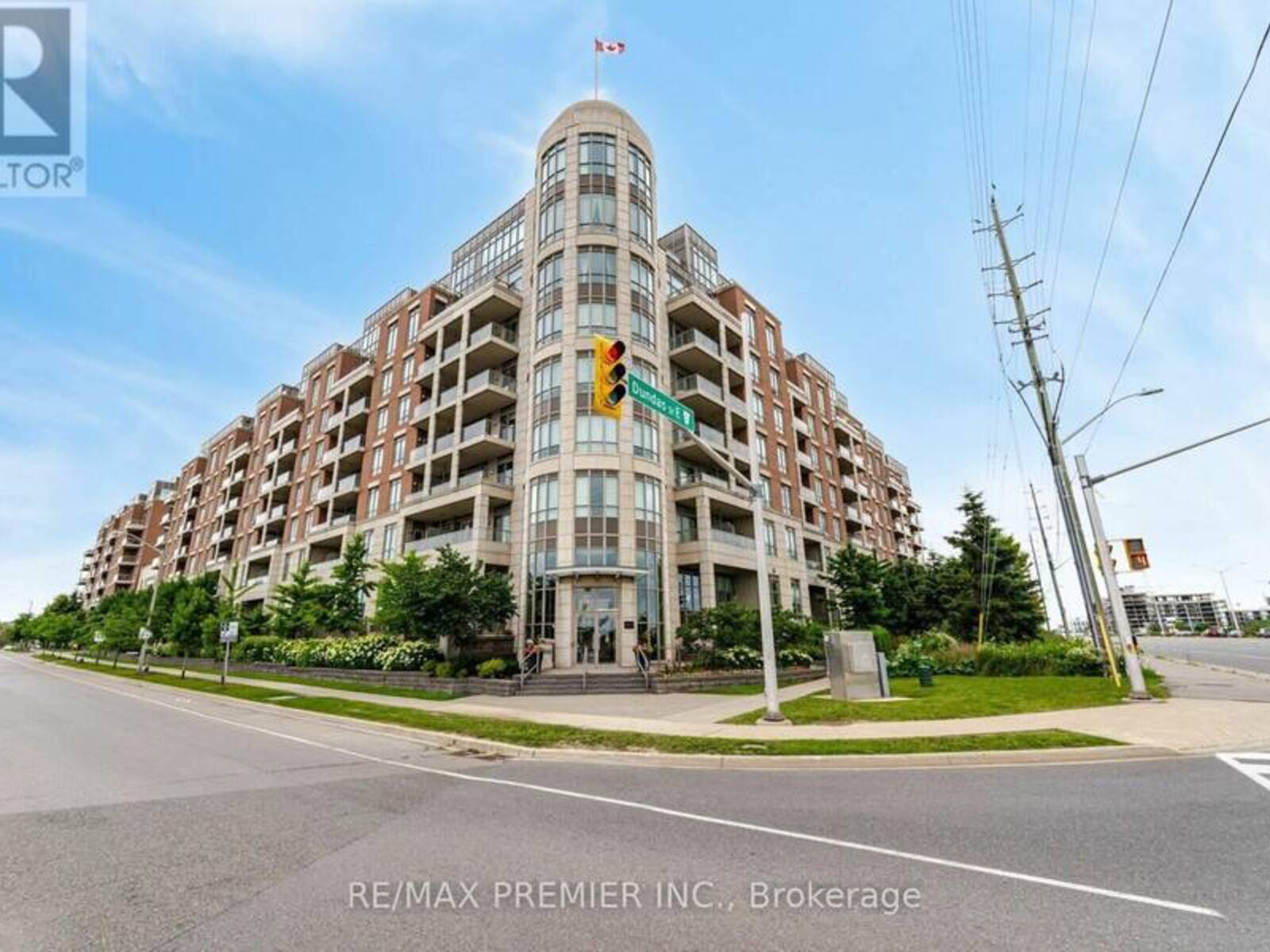 710 - 2480 PRINCE MICHAEL DRIVE, Oakville, Ontario L6H 0H1