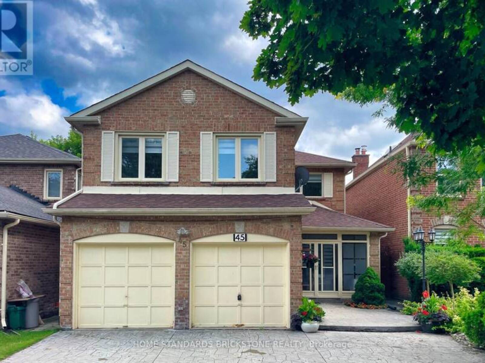 45 SPRING GATE BOULEVARD, Vaughan, Ontario L4J 3C9