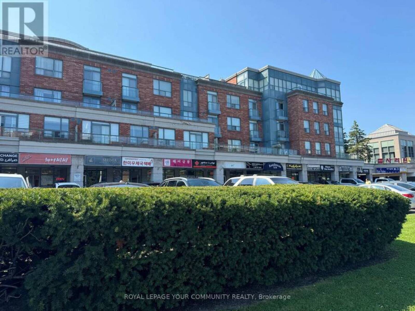 303 - 7378 YONGE STREET, Vaughan, Ontario L4J 8J1