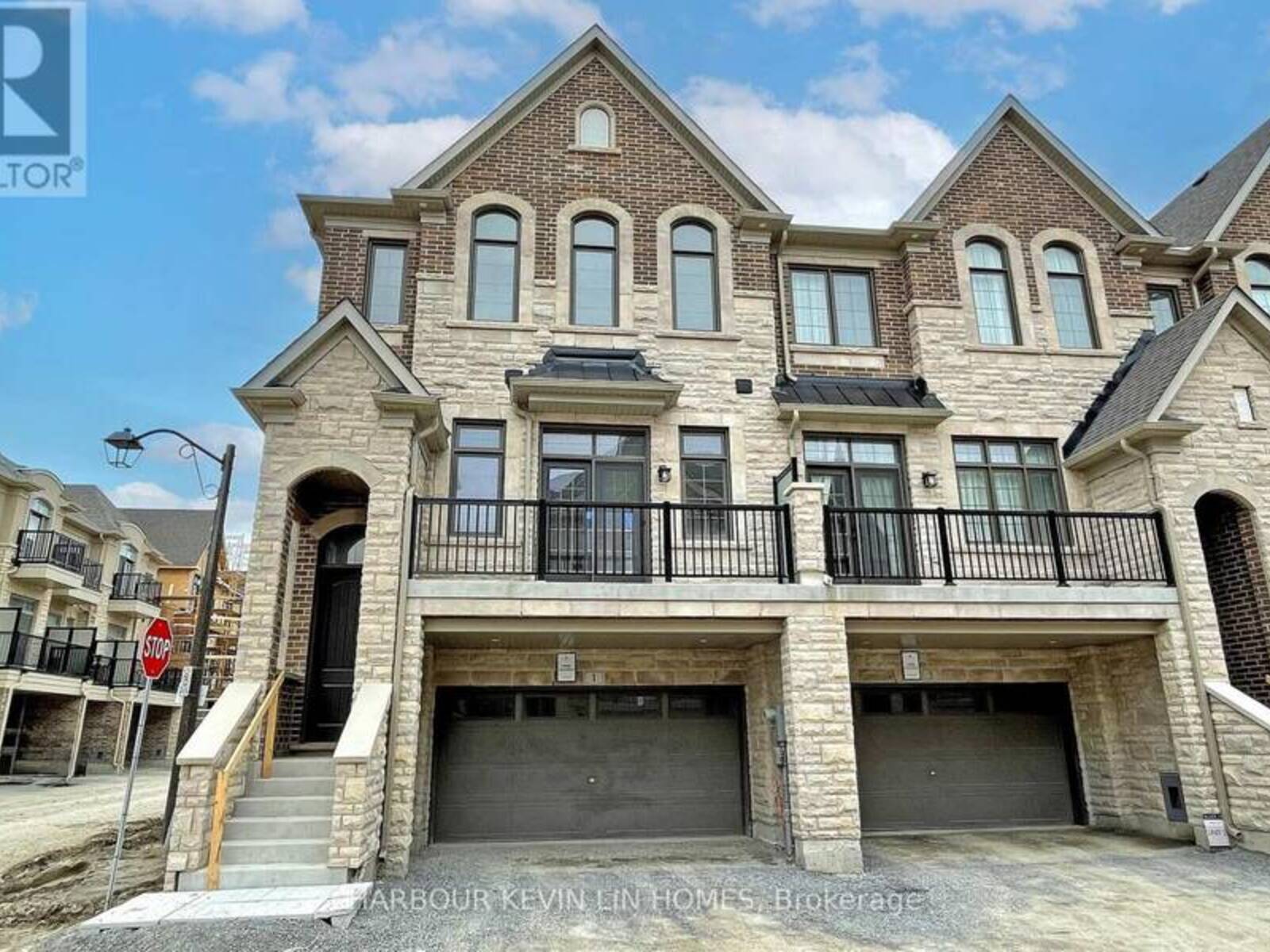 1 GARDENERS LANE, Markham , Ontario L6C 3L5