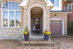 61 VINE CLIFF BOULEVARD | Markham Ontario | Slide Image Three