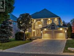 116 PINEMEADOW DRIVE Vaughan Ontario, L4L 9J4