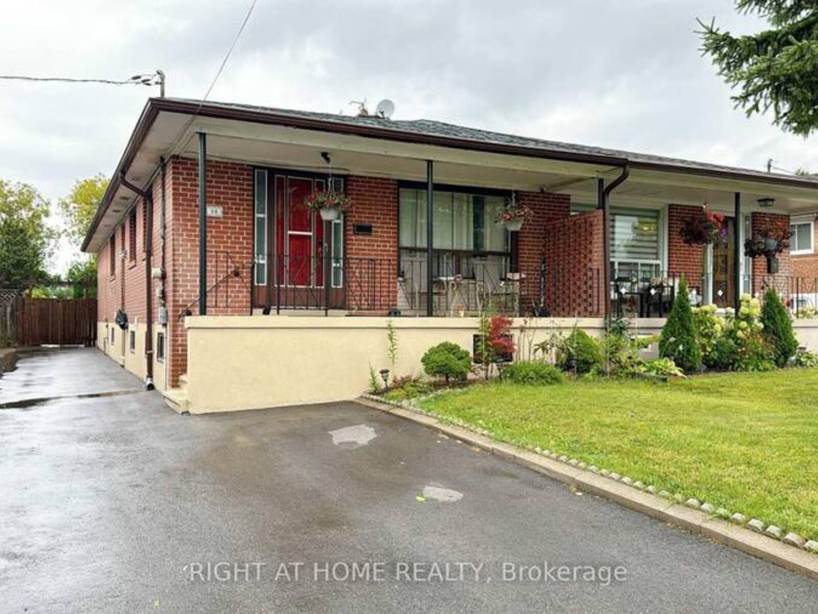 36 HUCKNALL ROAD, Toronto, Ontario M3J 1V8