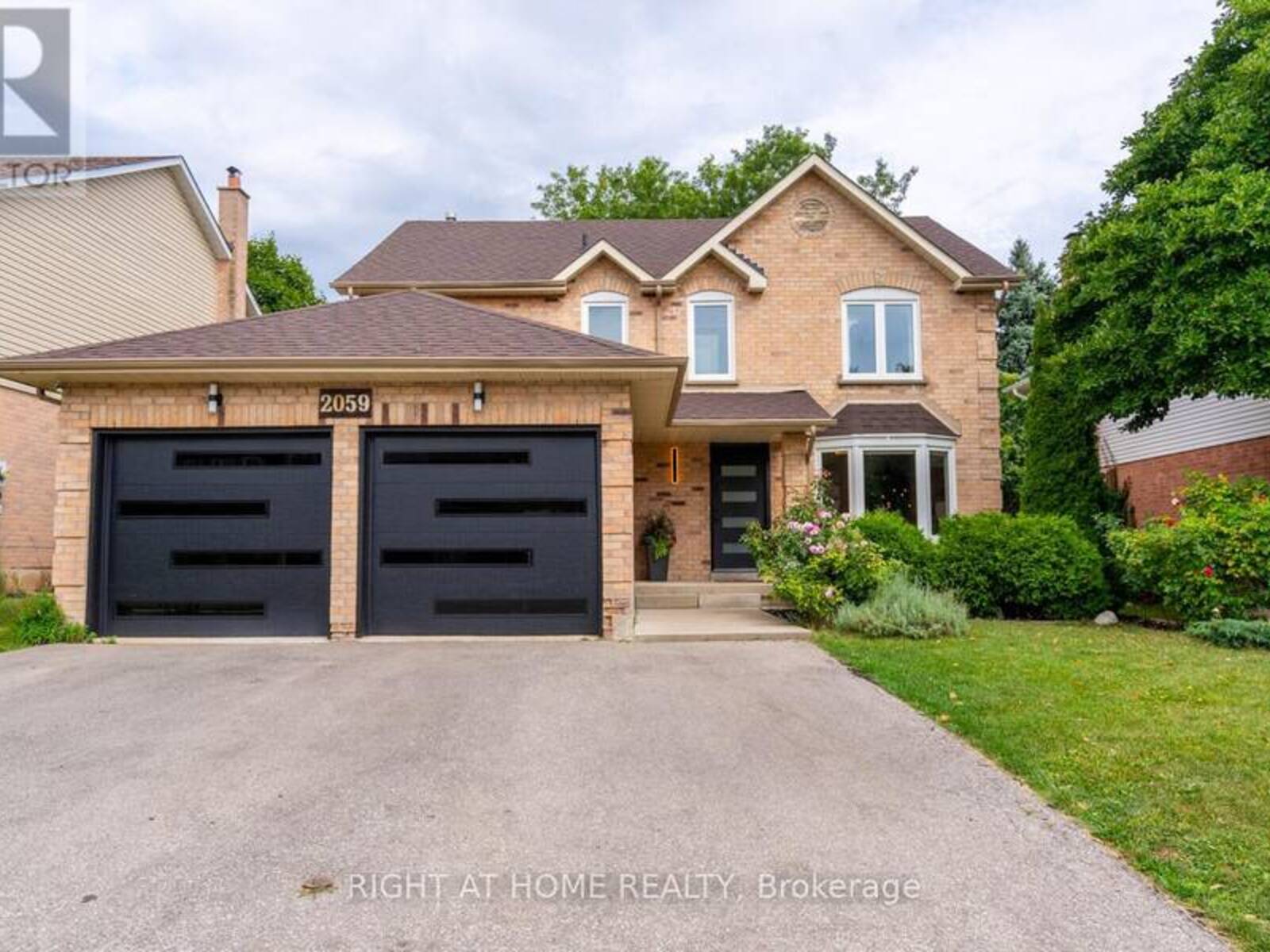 2059 DEER RUN AVENUE, Burlington, Ontario L7M 2S1