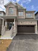 11 GEMINI DRIVE | Barrie Ontario | Slide Image One