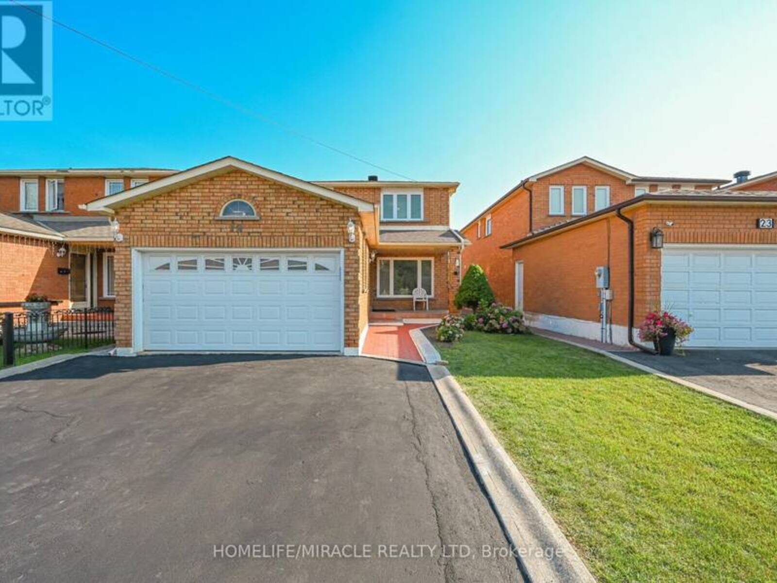 19 CABINET CRESCENT, Vaughan, Ontario L4L 6H9