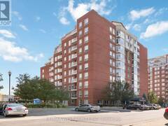 905 - 50 OLD MILL ROAD Oakville Ontario, L6J 7W1