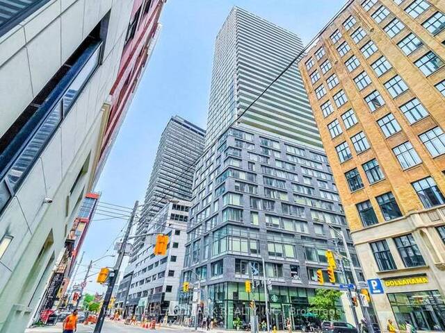 2505 - 101 PETER STREET Toronto Ontario, M5V 0G6