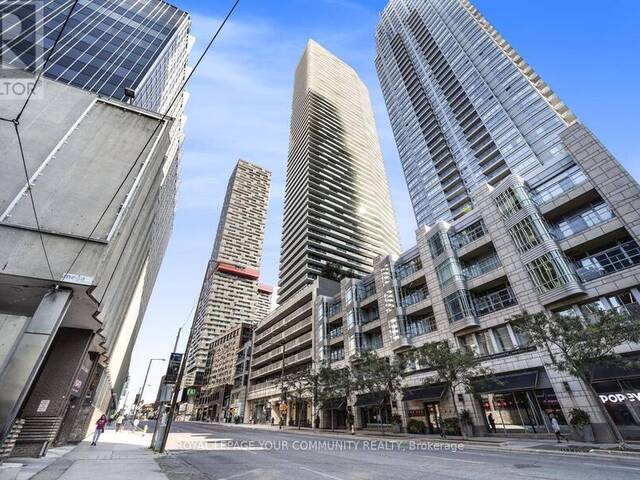 1002 - 2221 YONGE STREET Toronto Ontario, M4S 2B4