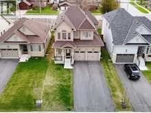 4 HENNESSEY CRESCENT | Kawartha Lakes Ontario | Slide Image Thirty