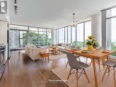 902 - 105 THE QUEENSWAY Toronto Ontario, M6S 5B5