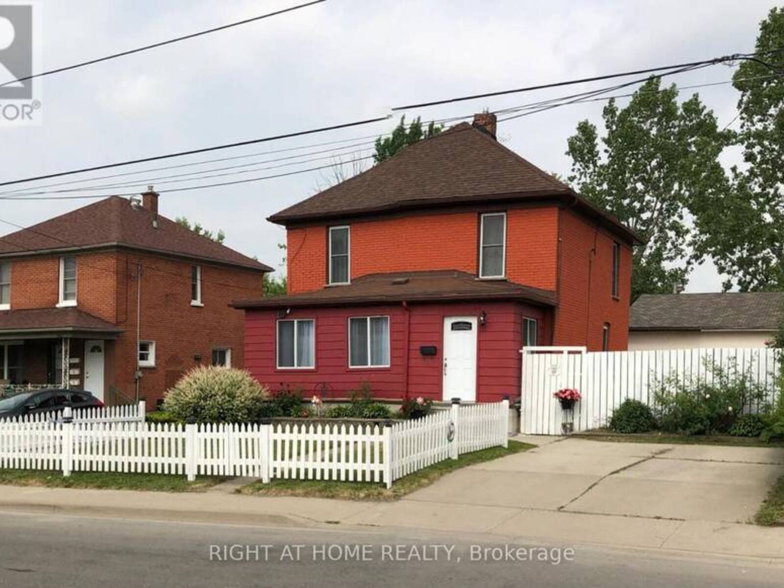 4472 SECOND AVENUE, Niagara Falls, Ontario L2E 4H2