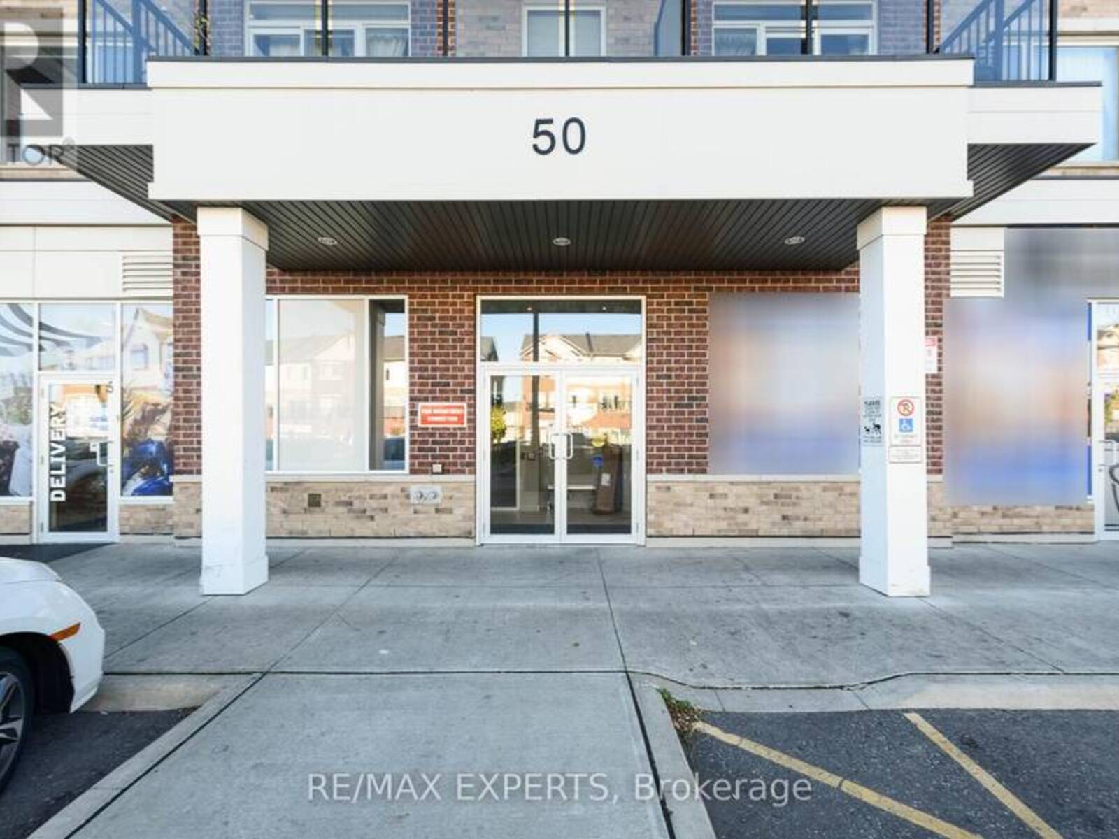 203 - 50 SKY HARBOUR DRIVE, Brampton, Ontario L6Y 6B8