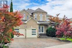 14 FAWNBROOK CIRCLE | Markham Ontario | Slide Image Two