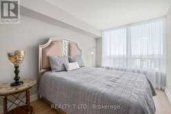 909 - 120 PROMENADE CIRCLE | Vaughan Ontario | Slide Image Nineteen