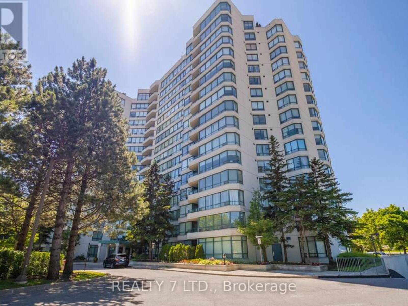 909 - 120 PROMENADE CIRCLE, Vaughan, Ontario L4J 7W9