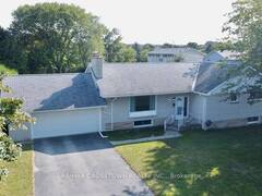 9 ANNE STREET Penetanguishene Ontario, L9M 1K5