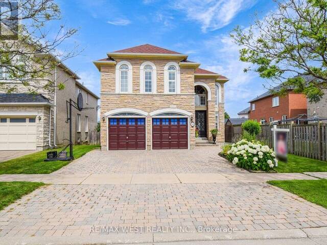 9 BRASS DRIVE Richmond Hill Ontario, L4E 4T3